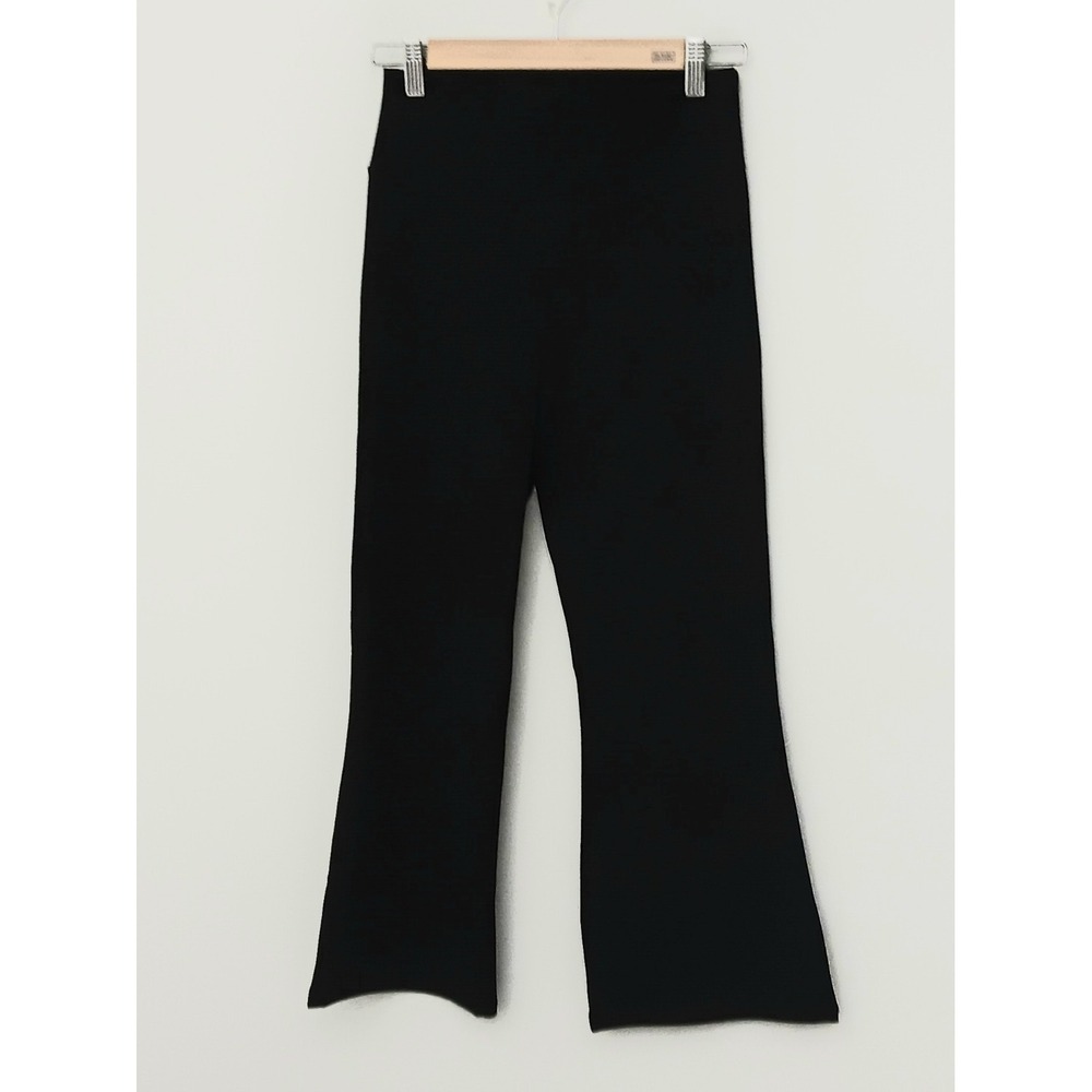 Zuda Flare Crop‎ Leggings Women's Size Small Black Activewear Pants Pullon NEW